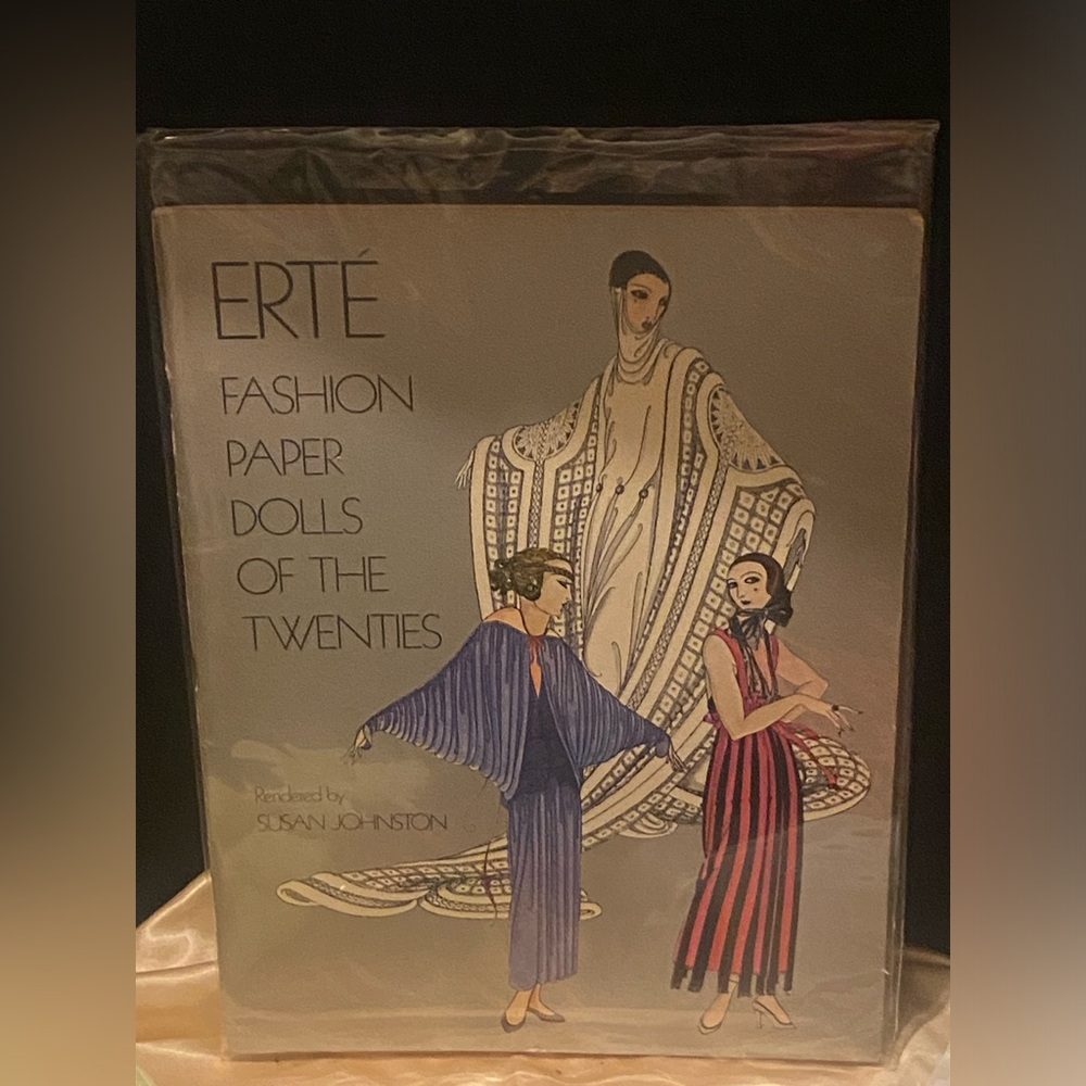 Erte Fashion Paper Dolls of the Twenties Book #9594